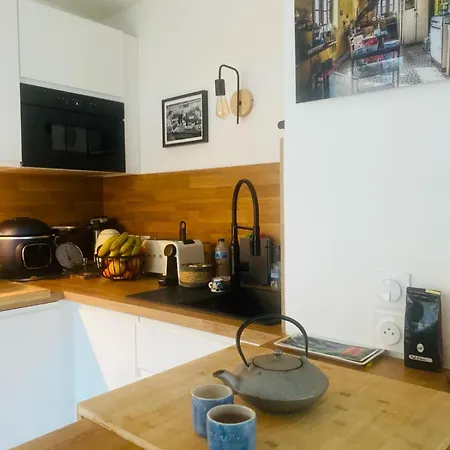 Duplex Terrasse A Clichy, Hauts De Seine